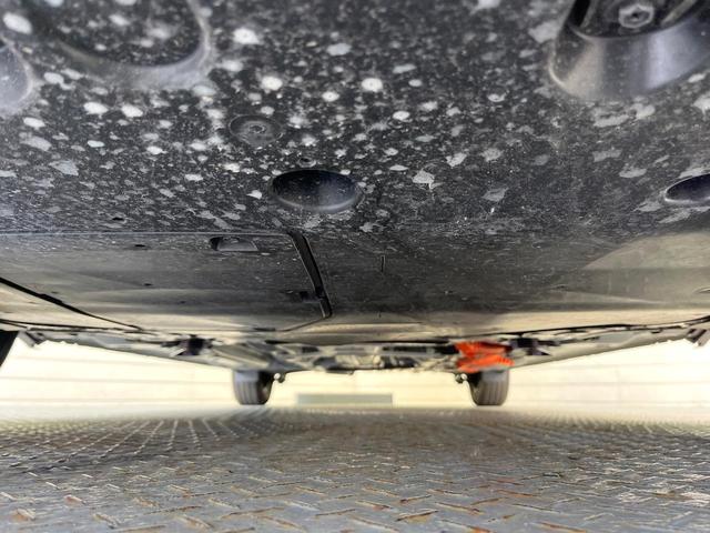 シエンタ ハイブリッドＸ　禁煙車　電動スライドドア　衝突被害軽減システム　レーダークルーズ　コーナーセンサー　スマートキー　ＬＥＤヘッド　オートハイビーム　車線逸脱警報　オートライト　オートエアコン（23枚目）