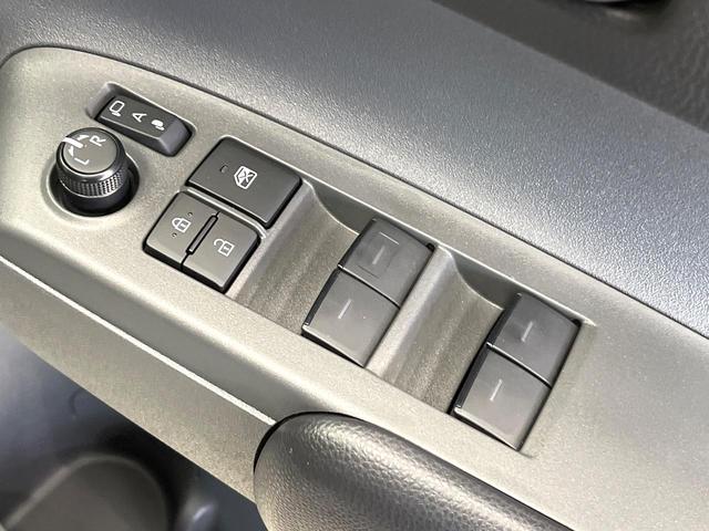 シエンタ ハイブリッドＸ　禁煙車　電動スライドドア　衝突被害軽減システム　レーダークルーズ　コーナーセンサー　スマートキー　ＬＥＤヘッド　オートハイビーム　車線逸脱警報　オートライト　オートエアコン（49枚目）