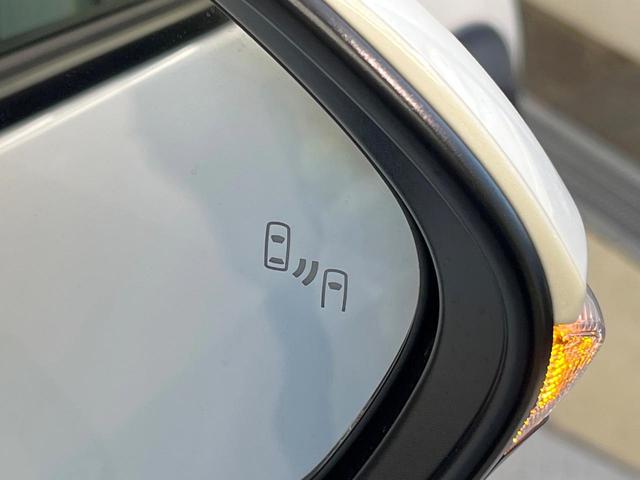 ヤリスクロス ハイブリッドＺ　バックカメラ　衝突被害軽減システム　レーダークルーズ　ステアリングヒーター　ハーフレザーシート　シートヒーター　パワーシート　ドラレコ　ＬＥＤヘッド　ビルトインＥＴＣ　純正１８インチアルミ（5枚目）