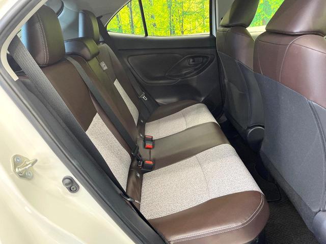 ヤリスクロス ハイブリッドＺ　バックカメラ　衝突被害軽減システム　レーダークルーズ　ステアリングヒーター　ハーフレザーシート　シートヒーター　パワーシート　ドラレコ　ＬＥＤヘッド　ビルトインＥＴＣ　純正１８インチアルミ（9枚目）