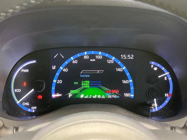 ヤリスクロス ハイブリッドＺ　バックカメラ　衝突被害軽減システム　レーダークルーズ　ステアリングヒーター　ハーフレザーシート　シートヒーター　パワーシート　ドラレコ　ＬＥＤヘッド　ビルトインＥＴＣ　純正１８インチアルミ（50枚目）