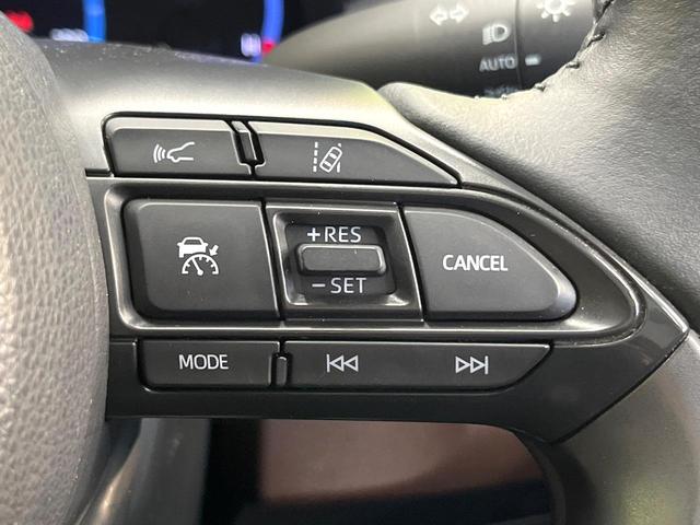 ヤリスクロス ハイブリッドＺ　バックカメラ　衝突被害軽減システム　レーダークルーズ　ステアリングヒーター　ハーフレザーシート　シートヒーター　パワーシート　ドラレコ　ＬＥＤヘッド　ビルトインＥＴＣ　純正１８インチアルミ（52枚目）