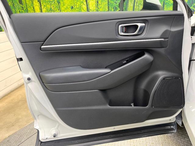 ヴェゼル e:HEV Z バックカメラ 衝突被害軽減システム 禁煙車 電動リアゲート ハーフレザーシート ドラレコ コーナーセンサー スマートキー LEDヘッド ETC 純正18インチアルミ 車線逸脱警報 オートライト(41枚目)