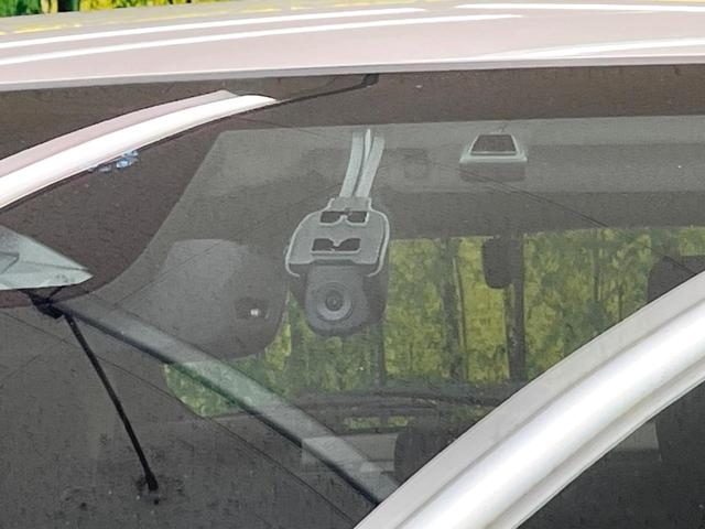 ヴェゼル e:HEV Z バックカメラ 衝突被害軽減システム 禁煙車 電動リアゲート ハーフレザーシート ドラレコ コーナーセンサー スマートキー LEDヘッド ETC 純正18インチアルミ 車線逸脱警報 オートライト(58枚目)