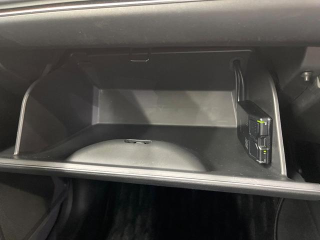 ヴェゼル e:HEV Z バックカメラ 衝突被害軽減システム 禁煙車 電動リアゲート ハーフレザーシート ドラレコ コーナーセンサー スマートキー LEDヘッド ETC 純正18インチアルミ 車線逸脱警報 オートライト(72枚目)