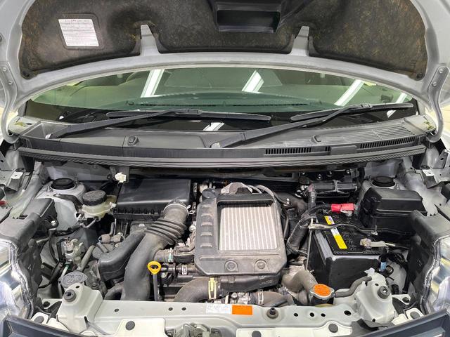 ルーミー カスタムＧ－Ｔ　ターボ　セーフティセンス　純正９型ナビ　バックカメラ　クルーズコントロール　両側電動ドア　ＬＥＤヘッド＆フォグ　オートハイビーム　オートエアコン　純正１５インチアルミ　スマートキー　電動格納ミラー（18枚目）