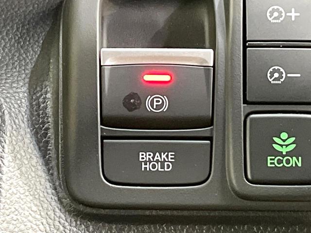 N-BOXカスタム L スタイル+ブラック ホンダセンシング アダプティブクルーズ SDナビ バックカメラ 両側電動ドア シートヒーター 禁煙車 コーナーセンサー LEDヘッド ドラレコ ETC 純正14インチアルミ ロールサンシェード(64枚目)