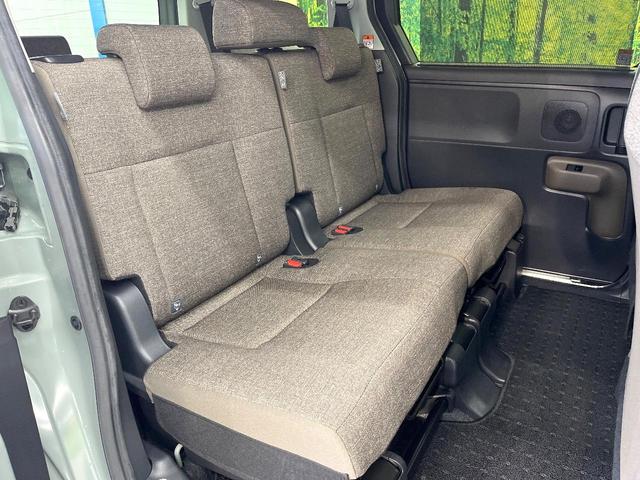 シエンタ ハイブリッドZ 両側電動ドア 全周囲カメラ 衝突被害軽減システム レーダークルーズ ドラレコ コーナーセンサー ETC 純正15インチアルミ オートハイビーム 車線逸脱警報 ステアリングヒーター AC100V電源(9枚目)