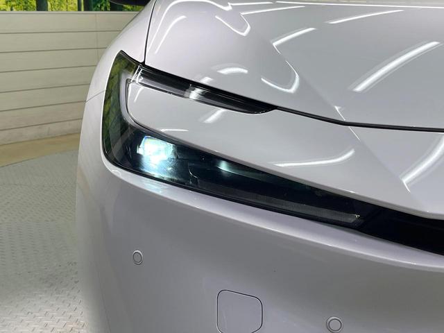 プリウス Ｘ　セーフティセンス　純正８型ナビ　バックカメラ　フルセグ　レーダークルーズ　ＡＣ１００Ｖ電源　ＬＥＤヘッド　オートハイビーム　オートエアコン　スマートキー　ＥＴＣ　ドラレコ　ブラインドスポットモニター（21枚目）