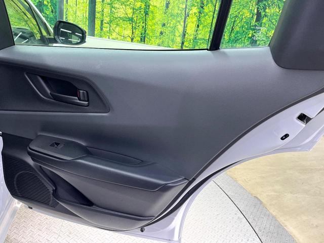 プリウス Ｘ　セーフティセンス　純正８型ナビ　バックカメラ　フルセグ　レーダークルーズ　ＡＣ１００Ｖ電源　ＬＥＤヘッド　オートハイビーム　オートエアコン　スマートキー　ＥＴＣ　ドラレコ　ブラインドスポットモニター（42枚目）