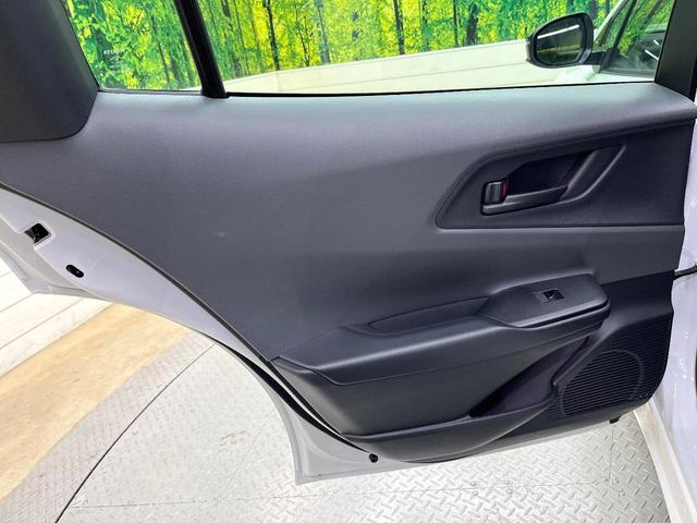 プリウス Ｘ　セーフティセンス　純正８型ナビ　バックカメラ　フルセグ　レーダークルーズ　ＡＣ１００Ｖ電源　ＬＥＤヘッド　オートハイビーム　オートエアコン　スマートキー　ＥＴＣ　ドラレコ　ブラインドスポットモニター（43枚目）