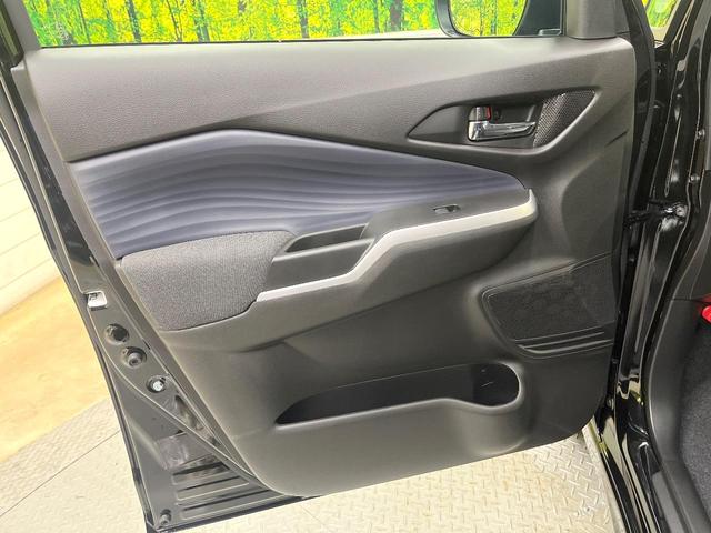 ソリオ ハイブリッドＭＺ　登録済未使用車　セーフティサポート　純正９型ナビ　全周囲カメラ　アダプティブクルーズ　ＡｐｐｌｅＣａｒＰｌａｙ　両側電動ドア　ブラインドスポットモニター　ＬＥＤヘッド＆フォグ　オートハイビーム（41枚目）