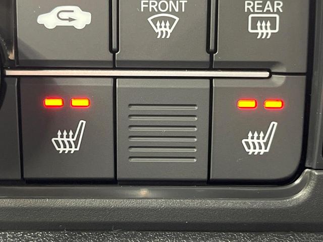 N-BOXカスタム コーディネートスタイル 届出済未使用車 両側電動ドア バックカメラ 衝突被害軽減システム レザーシート コーナーセンサー LEDヘッド 純正14インチアルミ 車線逸脱警報 オートライト オートエアコン LEDフォグ(4枚目)