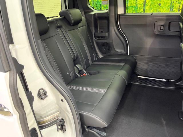 N-BOXカスタム コーディネートスタイル 届出済未使用車 両側電動ドア バックカメラ 衝突被害軽減システム レザーシート コーナーセンサー LEDヘッド 純正14インチアルミ 車線逸脱警報 オートライト オートエアコン LEDフォグ(9枚目)