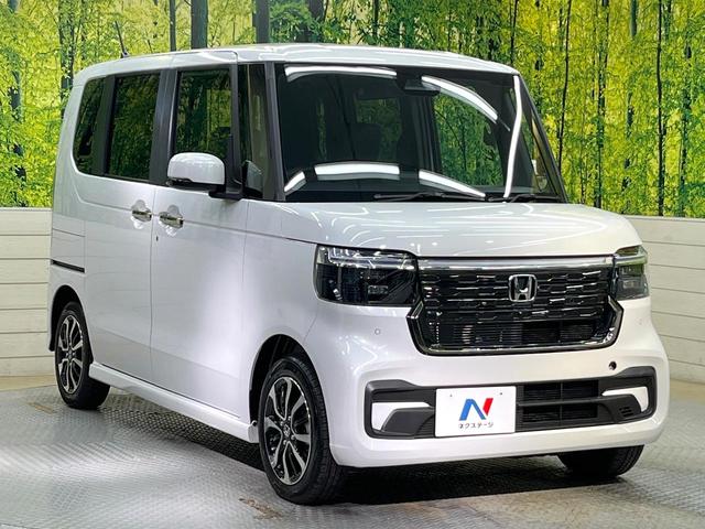 N-BOXカスタム コーディネートスタイル 届出済未使用車 両側電動ドア バックカメラ 衝突被害軽減システム レザーシート コーナーセンサー LEDヘッド 純正14インチアルミ 車線逸脱警報 オートライト オートエアコン LEDフォグ(16枚目)