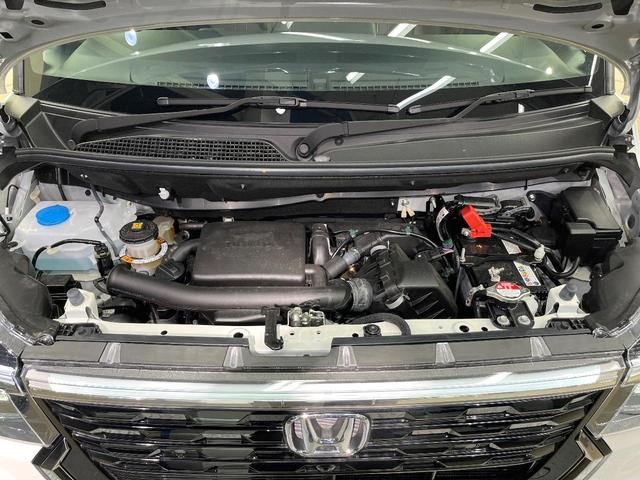 N-BOXカスタム コーディネートスタイル 届出済未使用車 両側電動ドア バックカメラ 衝突被害軽減システム レザーシート コーナーセンサー LEDヘッド 純正14インチアルミ 車線逸脱警報 オートライト オートエアコン LEDフォグ(18枚目)
