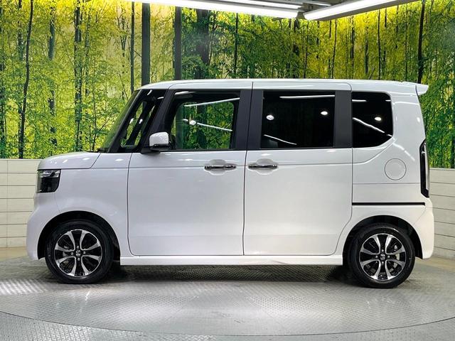 N-BOXカスタム コーディネートスタイル 届出済未使用車 両側電動ドア バックカメラ 衝突被害軽減システム レザーシート コーナーセンサー LEDヘッド 純正14インチアルミ 車線逸脱警報 オートライト オートエアコン LEDフォグ(26枚目)