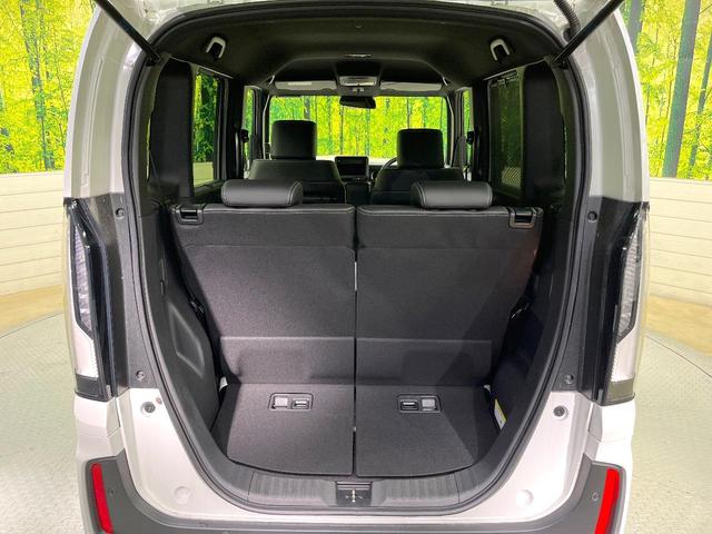 N-BOXカスタム コーディネートスタイル 届出済未使用車 両側電動ドア バックカメラ 衝突被害軽減システム レザーシート コーナーセンサー LEDヘッド 純正14インチアルミ 車線逸脱警報 オートライト オートエアコン LEDフォグ(41枚目)