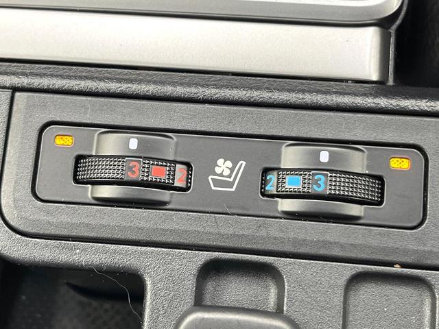 ランドクルーザープラド ＴＸ　Ｌパッケージ　サンルーフ　セーフティセンス　純正９型ディスプレイオーディオ　全周囲カメラ　レーダークルーズ　シートエアコン　パワーシート　ＬＥＤヘッド＆フォグ　オートハイビーム　純正１９インチアルミ　革シート（6枚目）