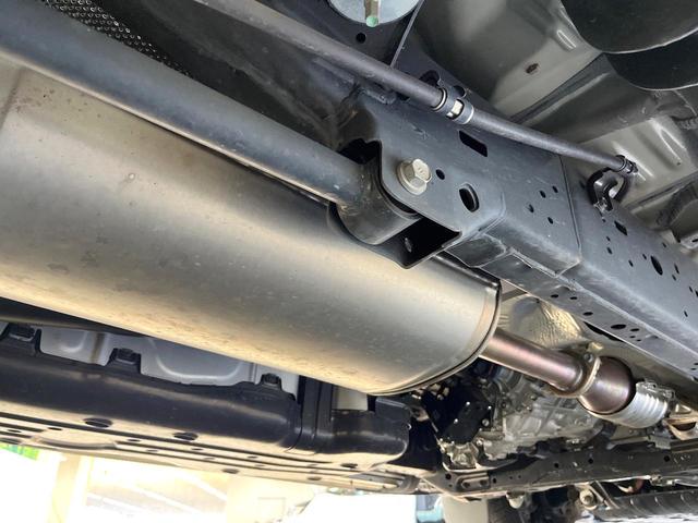 ランドクルーザープラド ＴＸ　Ｌパッケージ　サンルーフ　セーフティセンス　純正９型ディスプレイオーディオ　全周囲カメラ　レーダークルーズ　シートエアコン　パワーシート　ＬＥＤヘッド＆フォグ　オートハイビーム　純正１９インチアルミ　革シート（23枚目）