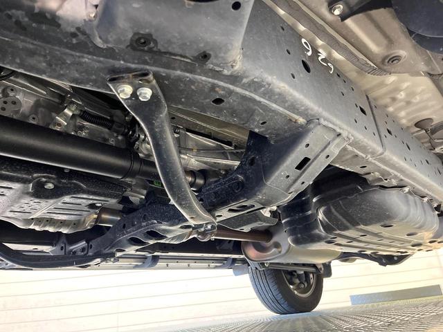 ランドクルーザープラド ＴＸ　Ｌパッケージ　サンルーフ　セーフティセンス　純正９型ディスプレイオーディオ　全周囲カメラ　レーダークルーズ　シートエアコン　パワーシート　ＬＥＤヘッド＆フォグ　オートハイビーム　純正１９インチアルミ　革シート（26枚目）