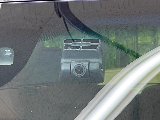 Ｎ－ＯＮＥ セレクト　ツアラー　ターボ　衝突軽減システム　純正ナビ　バックカメラ　クルーズコントロール　シートヒーター　ＨＩＤヘッド　オートライト　オートエアコン　スマートキー　電動格納ミラー　ＥＴＣ　ドラレコ（43枚目）