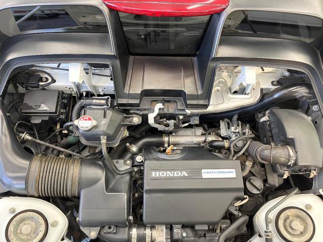 親切・丁寧な専門メカニックスタッフが応対！・車検・点検整備・事故等の修理などアフターサービスも安心。お車のカスタマイズもネクステージのサービススタッフまでご相談ください！