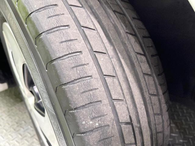 プリウス Ｓ　バックカメラ　禁煙車　ドラレコ　スマートキー　ＨＩＤヘッド　ナビ連動ＥＴＣ　オートライト　オートエアコン　Ｂｌｕｅｔｏｏｔｈ　ＣＤ　ＤＶＤ再生　地デジ（22枚目）