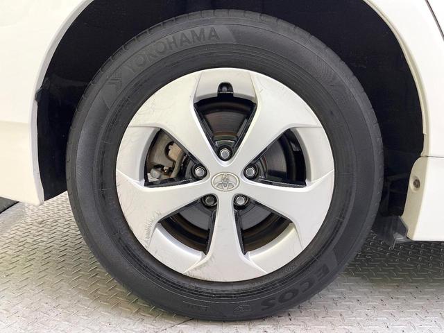 プリウス Ｓ　バックカメラ　禁煙車　ドラレコ　スマートキー　ＨＩＤヘッド　ナビ連動ＥＴＣ　オートライト　オートエアコン　Ｂｌｕｅｔｏｏｔｈ　ＣＤ　ＤＶＤ再生　地デジ（31枚目）