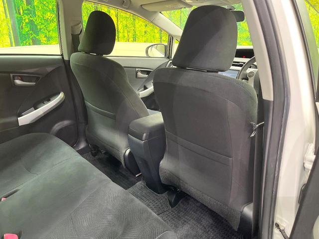 プリウス Ｓ　バックカメラ　禁煙車　ドラレコ　スマートキー　ＨＩＤヘッド　ナビ連動ＥＴＣ　オートライト　オートエアコン　Ｂｌｕｅｔｏｏｔｈ　ＣＤ　ＤＶＤ再生　地デジ（46枚目）