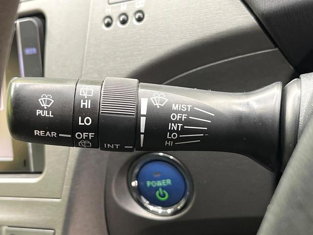 プリウス Ｓ　バックカメラ　禁煙車　ドラレコ　スマートキー　ＨＩＤヘッド　ナビ連動ＥＴＣ　オートライト　オートエアコン　Ｂｌｕｅｔｏｏｔｈ　ＣＤ　ＤＶＤ再生　地デジ（51枚目）