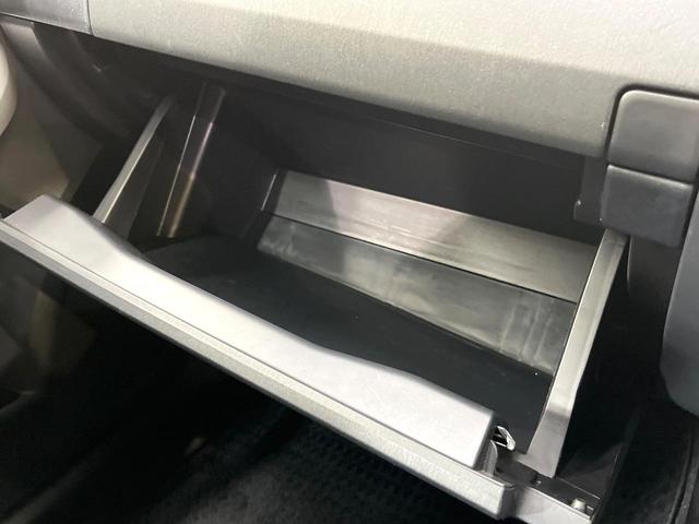 プリウス Ｓ　バックカメラ　禁煙車　ドラレコ　スマートキー　ＨＩＤヘッド　ナビ連動ＥＴＣ　オートライト　オートエアコン　Ｂｌｕｅｔｏｏｔｈ　ＣＤ　ＤＶＤ再生　地デジ（59枚目）