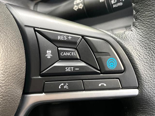 キックス Ｘ　禁煙車　純正９インチナビ　全周囲カメラ　プロパイロット　インテリジェントエマージェンシーブレーキ　ドライブレコーダー　ＬＥＤヘッド　純正１７インチアルミ　オートブレーキホールド　スマートキー（5枚目）