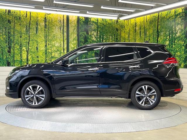 エクストレイル ２０Ｘｉ　４ＷＤ　１０型ナビ　全周囲カメラ　プロパイロット　レーダークルーズコントロール　デジタルインナーミラー　パワーバックドア　ＥＴＣ　アイドリングストップ　ＬＥＤヘッド　オートライト　オートエアコン（39枚目）