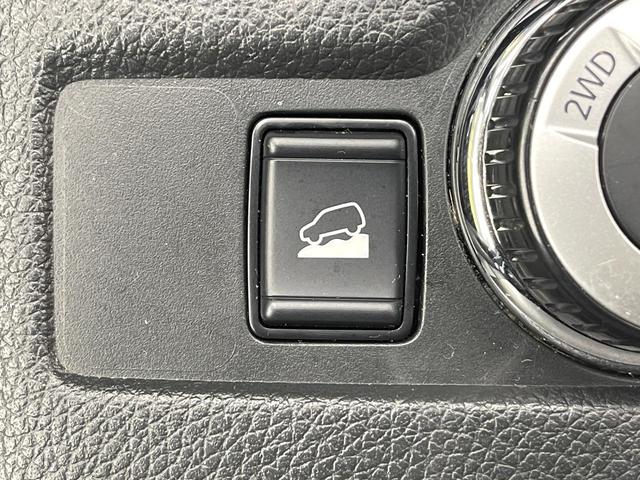 エクストレイル ２０Ｘｉ　４ＷＤ　１０型ナビ　全周囲カメラ　プロパイロット　レーダークルーズコントロール　デジタルインナーミラー　パワーバックドア　ＥＴＣ　アイドリングストップ　ＬＥＤヘッド　オートライト　オートエアコン（62枚目）