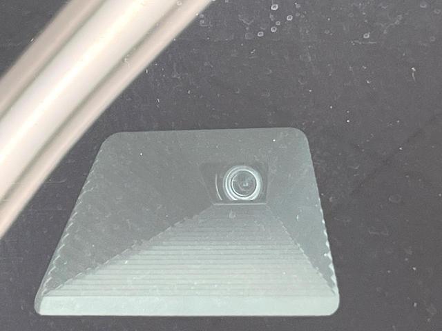 Ｎ－ＢＯＸ Ｇホンダセンシング　ＳＤナビ　バックカメラ　ホンダセンシング　レーダークルーズ　ＬＥＤヘッド　オートライト　オートエアコン　ＥＴＣ　ドラレコ　禁煙車　スマートキー　電動格納ミラー　車線逸脱警報　Ｂｌｕｅｔｏｏｔｈ再生（5枚目）