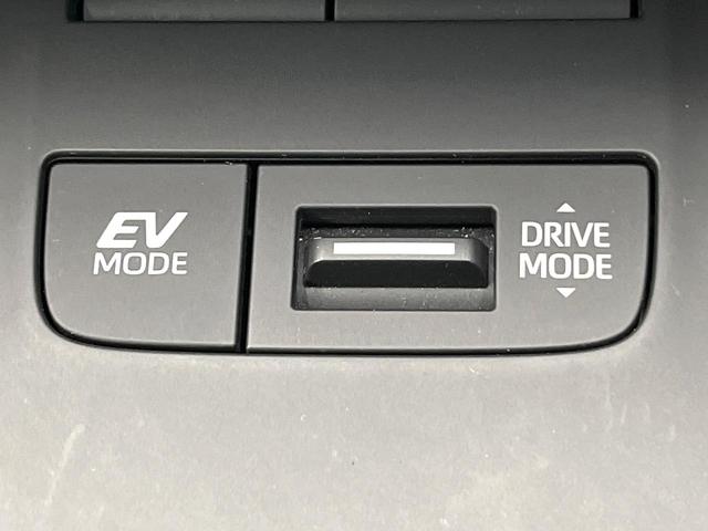 ハリアーハイブリッド Ｚ　レザーパッケージ　純正１２．３型ナビ　バックカメラ　ＪＢＬサウンド　電動リアゲート　ＡＣ１００Ｖ電源　デジタルインナーミラー　シートエアコン　パワーシート　ステアリングヒーター　革シート　セーフティセンス　ＬＥＤヘッド（64枚目）