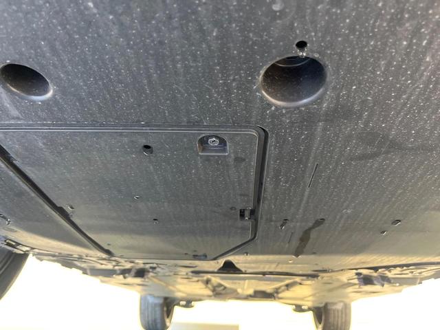 ヤリスクロス ハイブリッドZ アドベンチャー 禁煙車 純正8型ディスプレイ 2トーンカラー バックカメラ シートヒーター ハーフレザーシート Bluetooth再生 レーダークルーズ コーナーセンサー セーフティセンス ステアリングヒーター(19枚目)