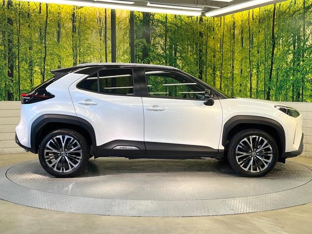 ヤリスクロス ハイブリッドZ アドベンチャー 禁煙車 純正8型ディスプレイ 2トーンカラー バックカメラ シートヒーター ハーフレザーシート Bluetooth再生 レーダークルーズ コーナーセンサー セーフティセンス ステアリングヒーター(35枚目)