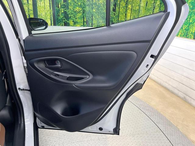 ヤリスクロス ハイブリッドZ アドベンチャー 禁煙車 純正8型ディスプレイ 2トーンカラー バックカメラ シートヒーター ハーフレザーシート Bluetooth再生 レーダークルーズ コーナーセンサー セーフティセンス ステアリングヒーター(38枚目)
