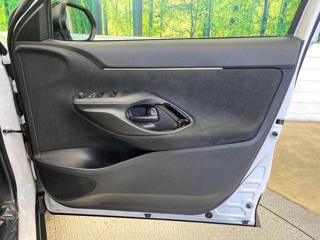 ヤリスクロス ハイブリッドZ アドベンチャー 禁煙車 純正8型ディスプレイ 2トーンカラー バックカメラ シートヒーター ハーフレザーシート Bluetooth再生 レーダークルーズ コーナーセンサー セーフティセンス ステアリングヒーター(39枚目)
