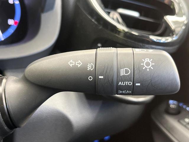 ヤリスクロス ハイブリッドZ アドベンチャー 禁煙車 純正8型ディスプレイ 2トーンカラー バックカメラ シートヒーター ハーフレザーシート Bluetooth再生 レーダークルーズ コーナーセンサー セーフティセンス ステアリングヒーター(55枚目)