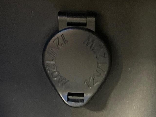 ヤリスクロス ハイブリッドZ アドベンチャー 禁煙車 純正8型ディスプレイ 2トーンカラー バックカメラ シートヒーター ハーフレザーシート Bluetooth再生 レーダークルーズ コーナーセンサー セーフティセンス ステアリングヒーター(61枚目)