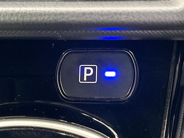 ノア ハイブリッドＳｉ　ダブルバイビーＩＩ　両側電動ドア　ＳＤナビ　バックカメラ　衝突被害軽減システム　禁煙車　ハーフレザーシート　ドラレコ　コーナーセンサー　スマートキー　ＬＥＤヘッド　ビルトインＥＴＣ　クルコン　純正１６インチアルミ（68枚目）