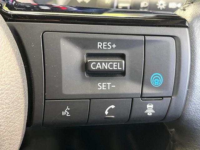 オーラ Ｇ　レザーエディション　純正９インチナビ　全周囲カメラ　ＢＯＳＥサウンド　衝突被害軽減システム　禁煙車　レザーシート　ドラレコ　コーナーセンサー　スマートキー　ＬＥＤヘッド　ビルトインＥＴＣ　純正１７インチアルミ（6枚目）