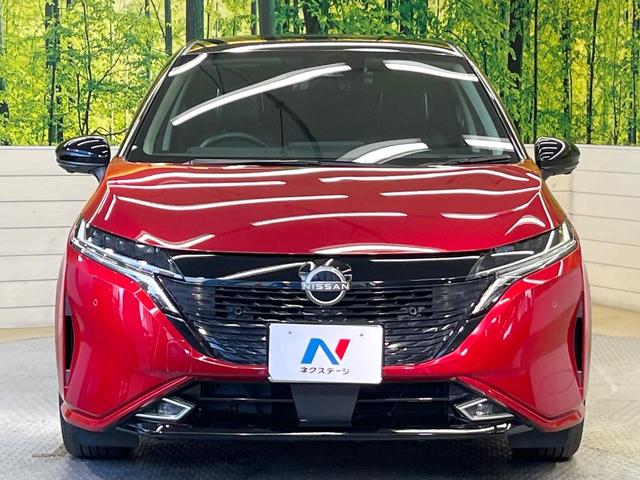 オーラ Ｇ　レザーエディション　純正９インチナビ　全周囲カメラ　ＢＯＳＥサウンド　衝突被害軽減システム　禁煙車　レザーシート　ドラレコ　コーナーセンサー　スマートキー　ＬＥＤヘッド　ビルトインＥＴＣ　純正１７インチアルミ（14枚目）