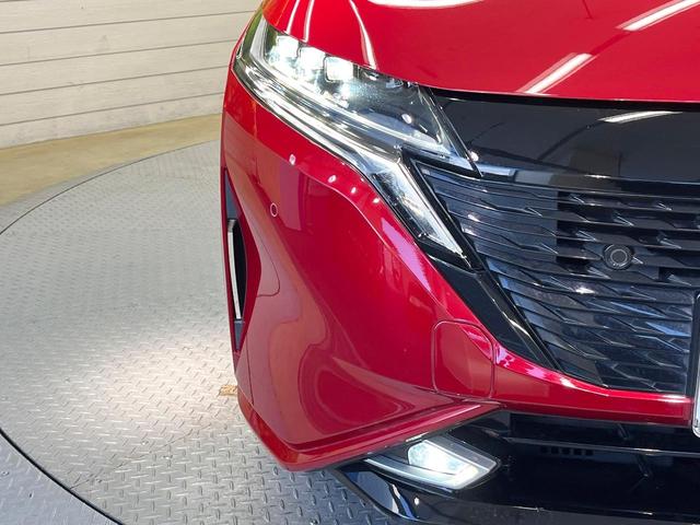 オーラ Ｇ　レザーエディション　純正９インチナビ　全周囲カメラ　ＢＯＳＥサウンド　衝突被害軽減システム　禁煙車　レザーシート　ドラレコ　コーナーセンサー　スマートキー　ＬＥＤヘッド　ビルトインＥＴＣ　純正１７インチアルミ（24枚目）