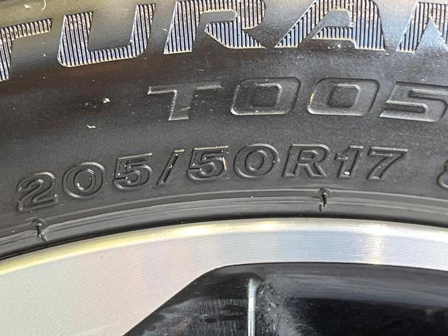 オーラ Ｇ　レザーエディション　純正９インチナビ　全周囲カメラ　ＢＯＳＥサウンド　衝突被害軽減システム　禁煙車　レザーシート　ドラレコ　コーナーセンサー　スマートキー　ＬＥＤヘッド　ビルトインＥＴＣ　純正１７インチアルミ（26枚目）