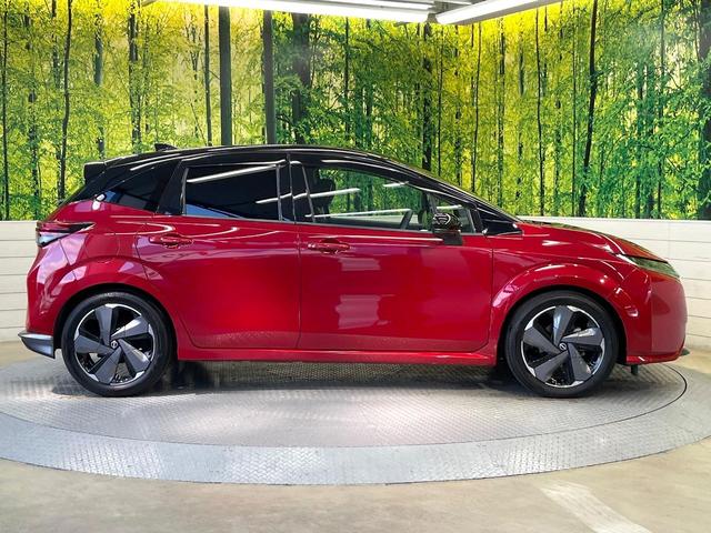 オーラ Ｇ　レザーエディション　純正９インチナビ　全周囲カメラ　ＢＯＳＥサウンド　衝突被害軽減システム　禁煙車　レザーシート　ドラレコ　コーナーセンサー　スマートキー　ＬＥＤヘッド　ビルトインＥＴＣ　純正１７インチアルミ（34枚目）