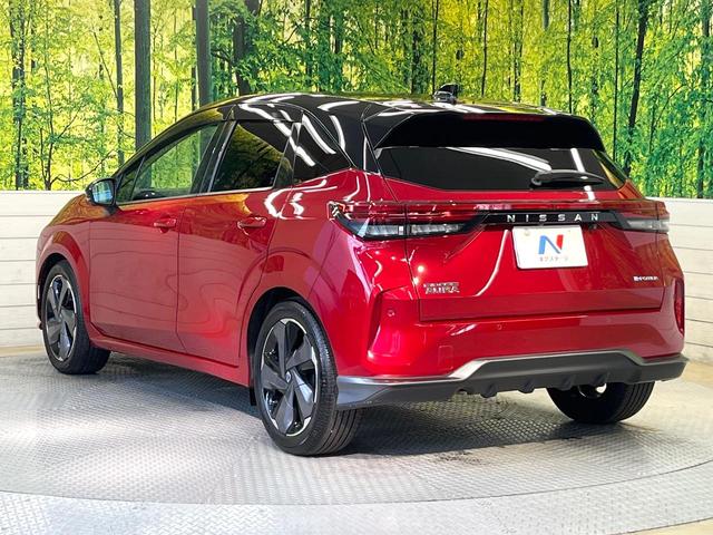 オーラ Ｇ　レザーエディション　純正９インチナビ　全周囲カメラ　ＢＯＳＥサウンド　衝突被害軽減システム　禁煙車　レザーシート　ドラレコ　コーナーセンサー　スマートキー　ＬＥＤヘッド　ビルトインＥＴＣ　純正１７インチアルミ（35枚目）